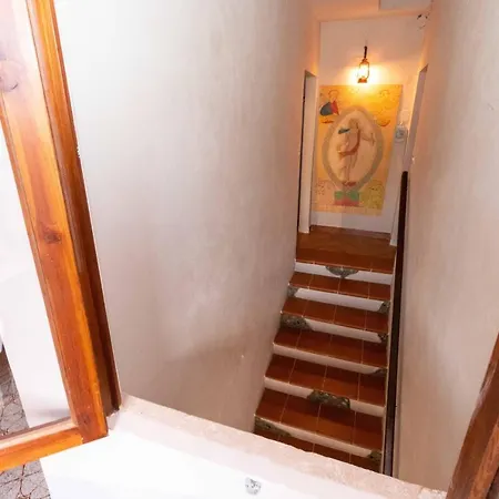 Casa Delle Foglie Sussurranti Asti