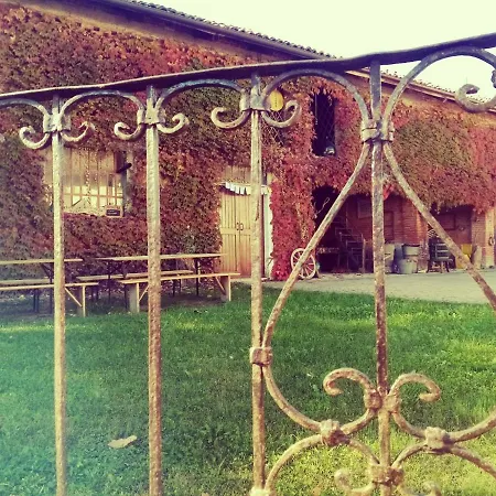 Casa Delle Foglie Sussurranti Holiday home