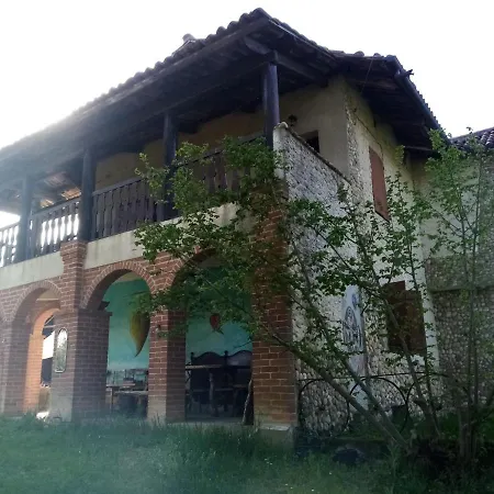 Casa Delle Foglie Sussurranti Holiday home *