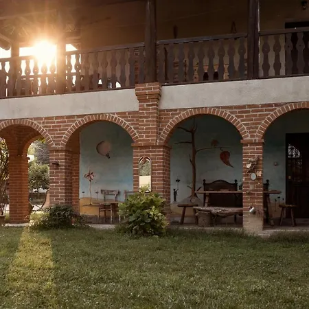 Casa Delle Foglie Sussurranti *
