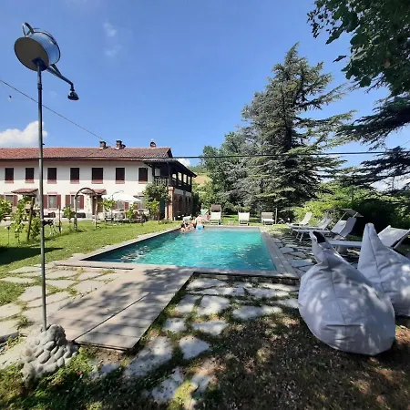 Casa Delle Foglie Sussurranti
