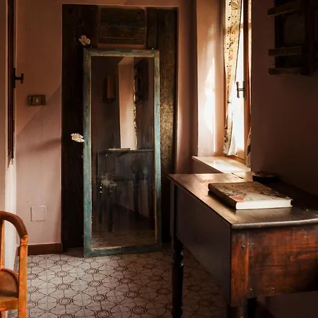 Casa Delle Foglie Sussurranti *