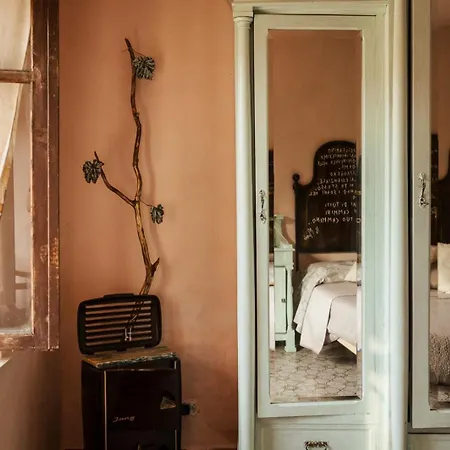 Casa Delle Foglie Sussurranti בית נופש