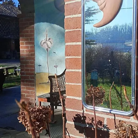 Casa Delle Foglie Sussurranti